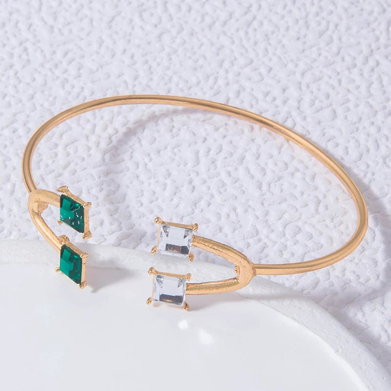 Tocona New Flower Inlaid Brick Open Bangle for Women's Vintage Green Stone Single Bracelet Party Jewelry Accessories брасле23692