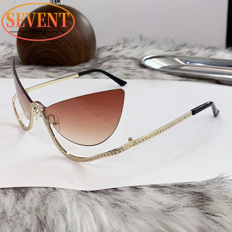 Sexy Cat Eye Rhinestone Rimless Sunglasses Women 2025 Luxury Brand Retro Metal Frame Punk Sun Glasses For Ladies Trendy Shades