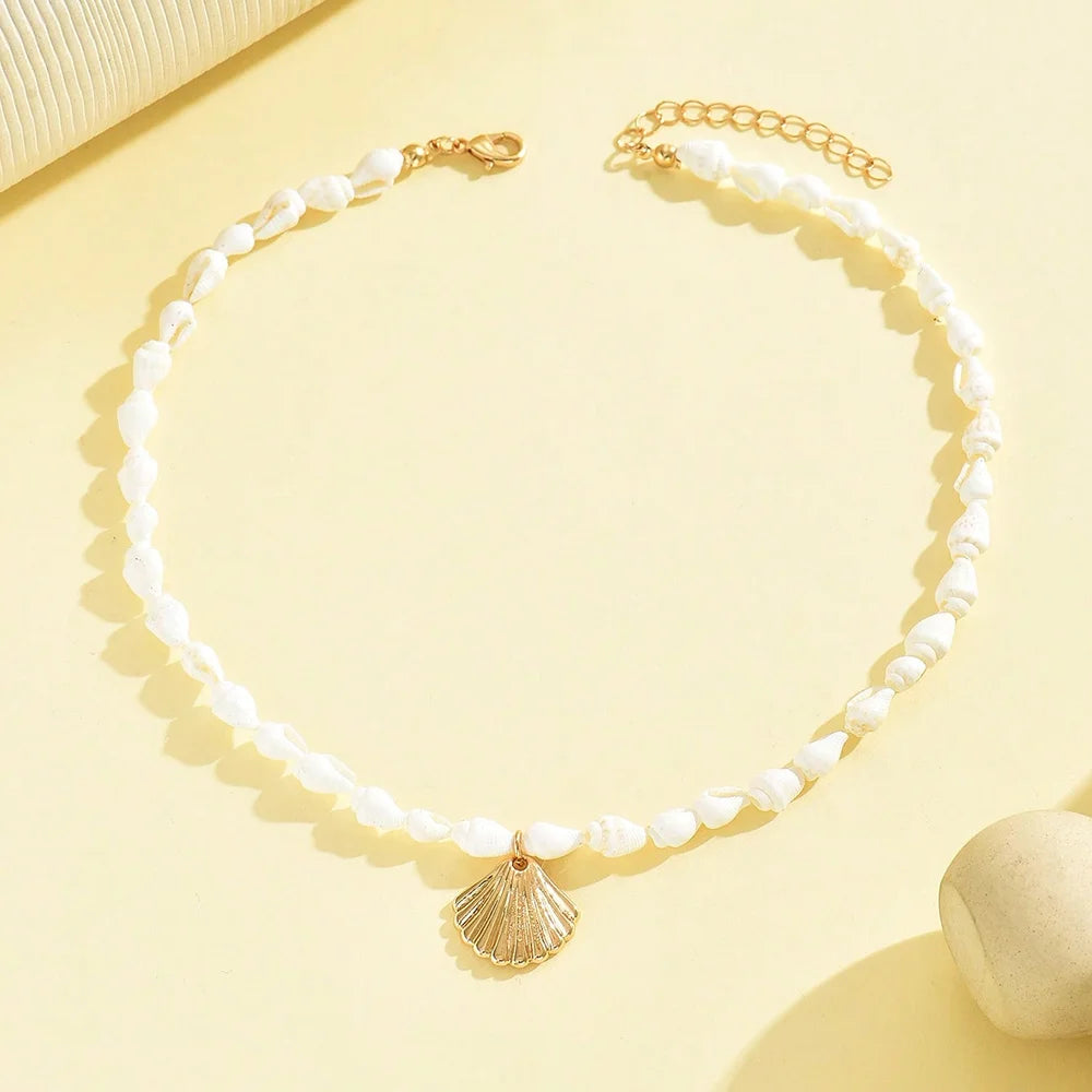 Fashionable Natural Seashell Beaded Necklace Shell Pendant Ocean Inspired Jewelry Choker Suitable For Women Holiday Party Daily