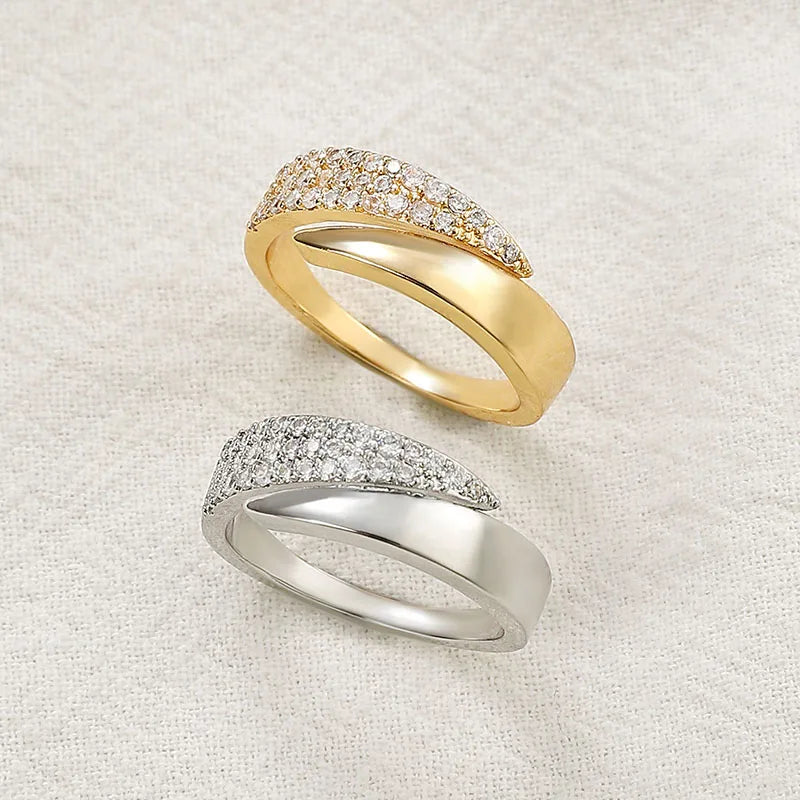2025 New Stainless Steel 18 K Golden Plated Sun Rings for Women Natural Stone Inlaid in Hollow Metal Texture Ring Trendy Jewelry
