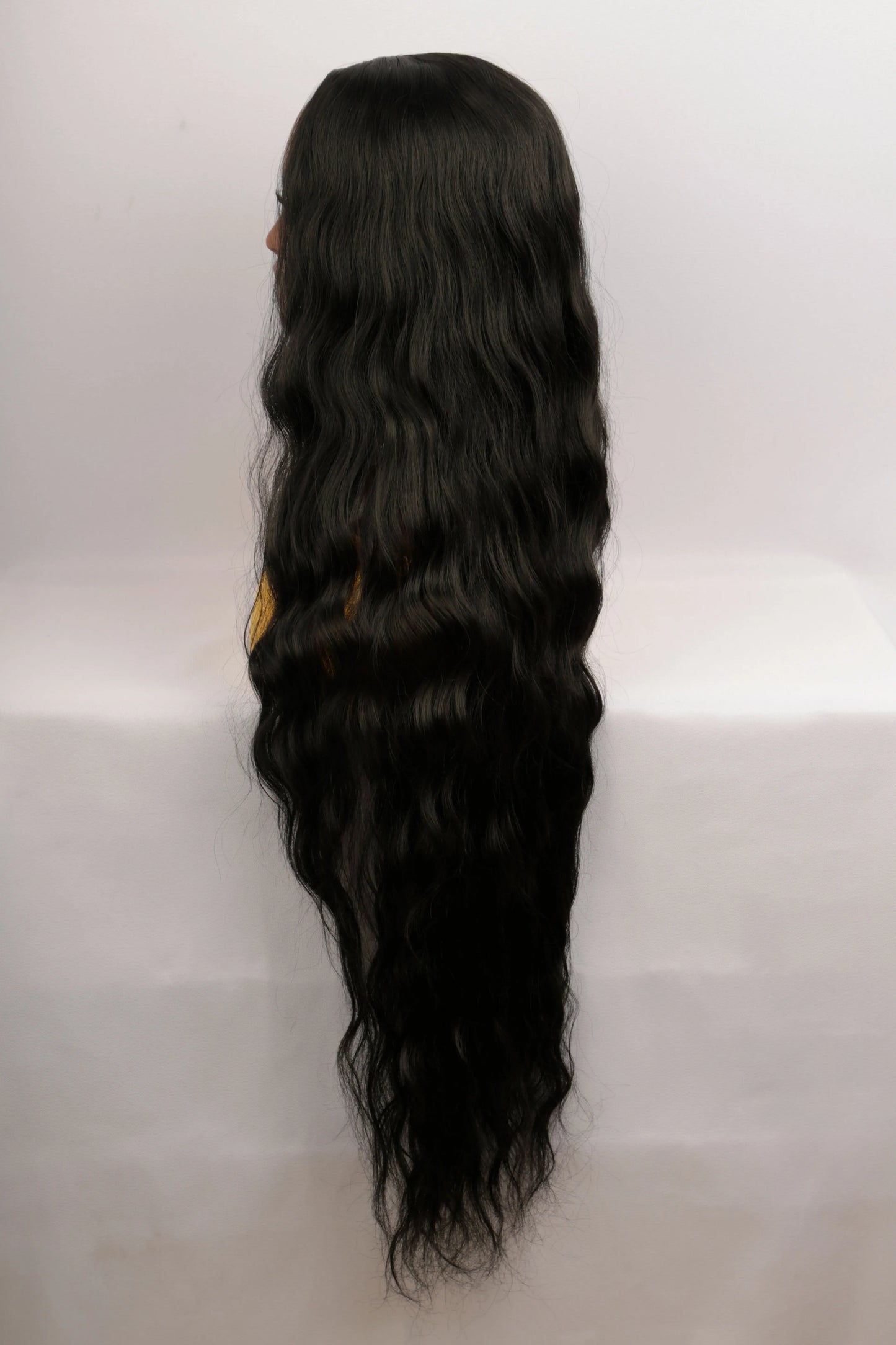 Extro Long Black Deep Wave Wigs 32 Inch Women Stylish Wavy Natural Looking Synthetic Wig for Beginner Friendly Party Cosplay Wig