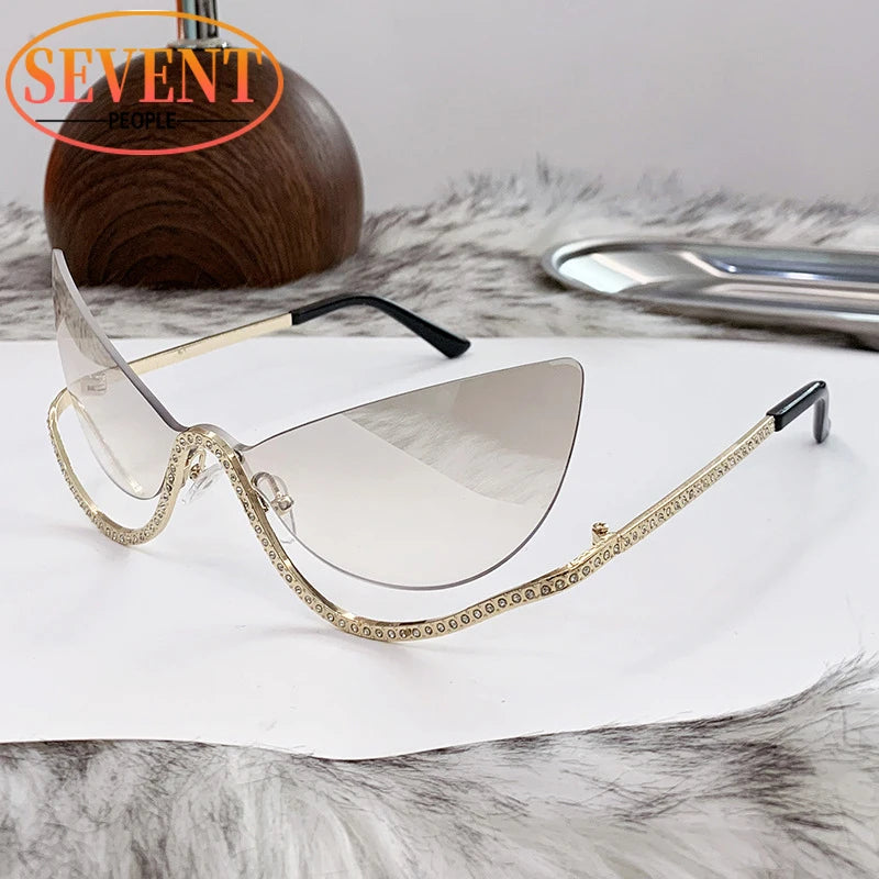 Sexy Cat Eye Rhinestone Rimless Sunglasses Women 2025 Luxury Brand Retro Metal Frame Punk Sun Glasses For Ladies Trendy Shades