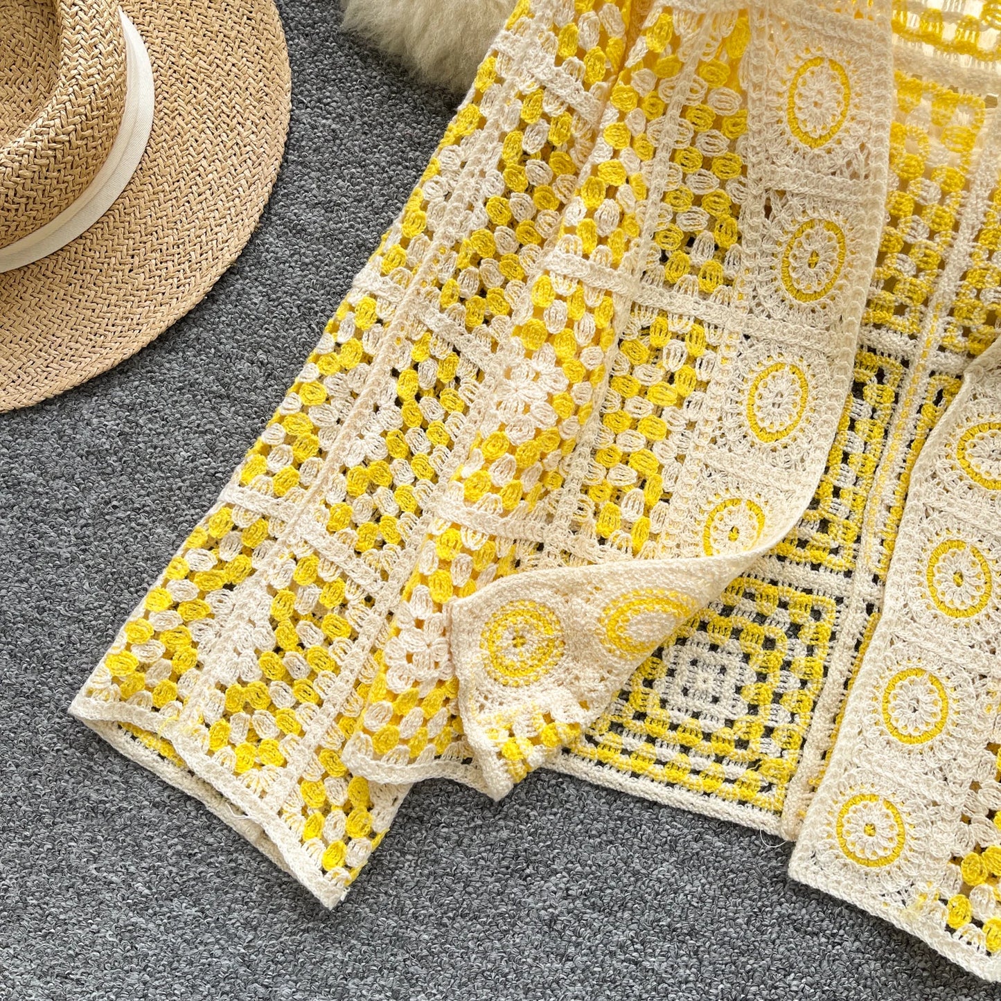 SINGREINY Vintage Boho Loose Plaid Cardigans Female Long Sleeves Hook Flower Hollow Tops 2025 Vacation Sunscreen Casual Shirt