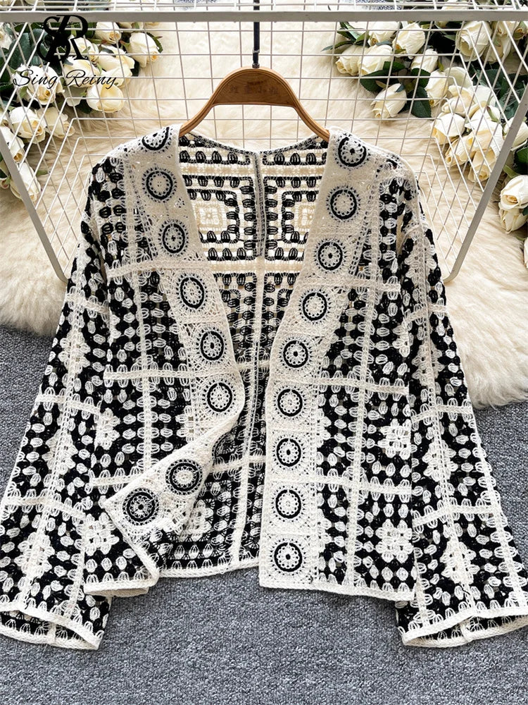 SINGREINY Vintage Boho Loose Plaid Cardigans Female Long Sleeves Hook Flower Hollow Tops 2025 Vacation Sunscreen Casual Shirt