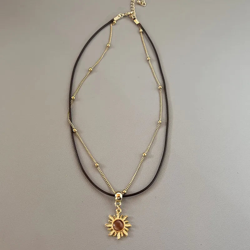 Sun Star Zircon Necklace for Women Vintage Leather Necklace Double Layered Pendant Chain Choker Fashion Jewelry