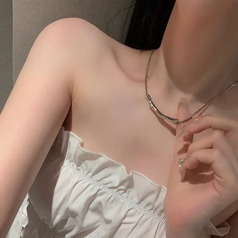 European and American Fashion Simple Stainless steel Gold Color Collarbone Chain For Women’s Fashion Short Necklaces Jewelry New